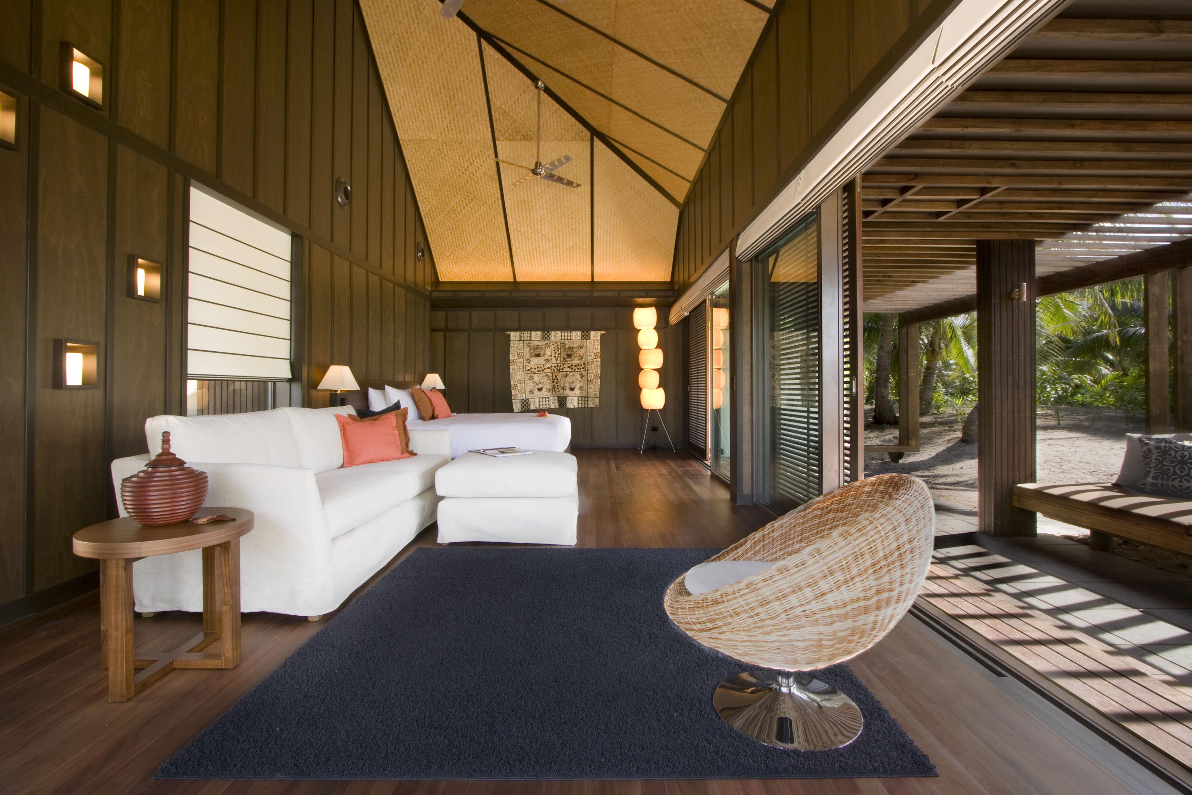 http://thefijivillacompany.com/wp-content/uploads/2014/09/VOMO-Residence-Front-Pavilion.jpg