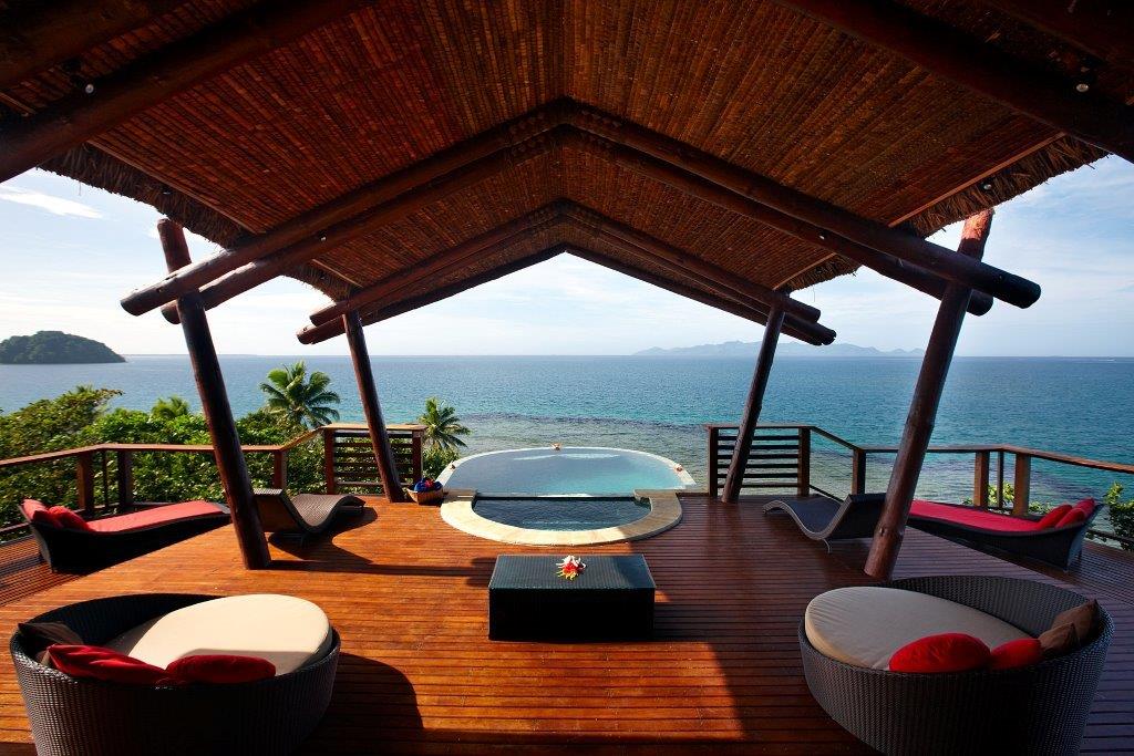 http://thefijivillacompany.com/wp-content/uploads/2014/09/Vunikau-Penthouse-Plunge-pool-with-scenic-deck.jpg