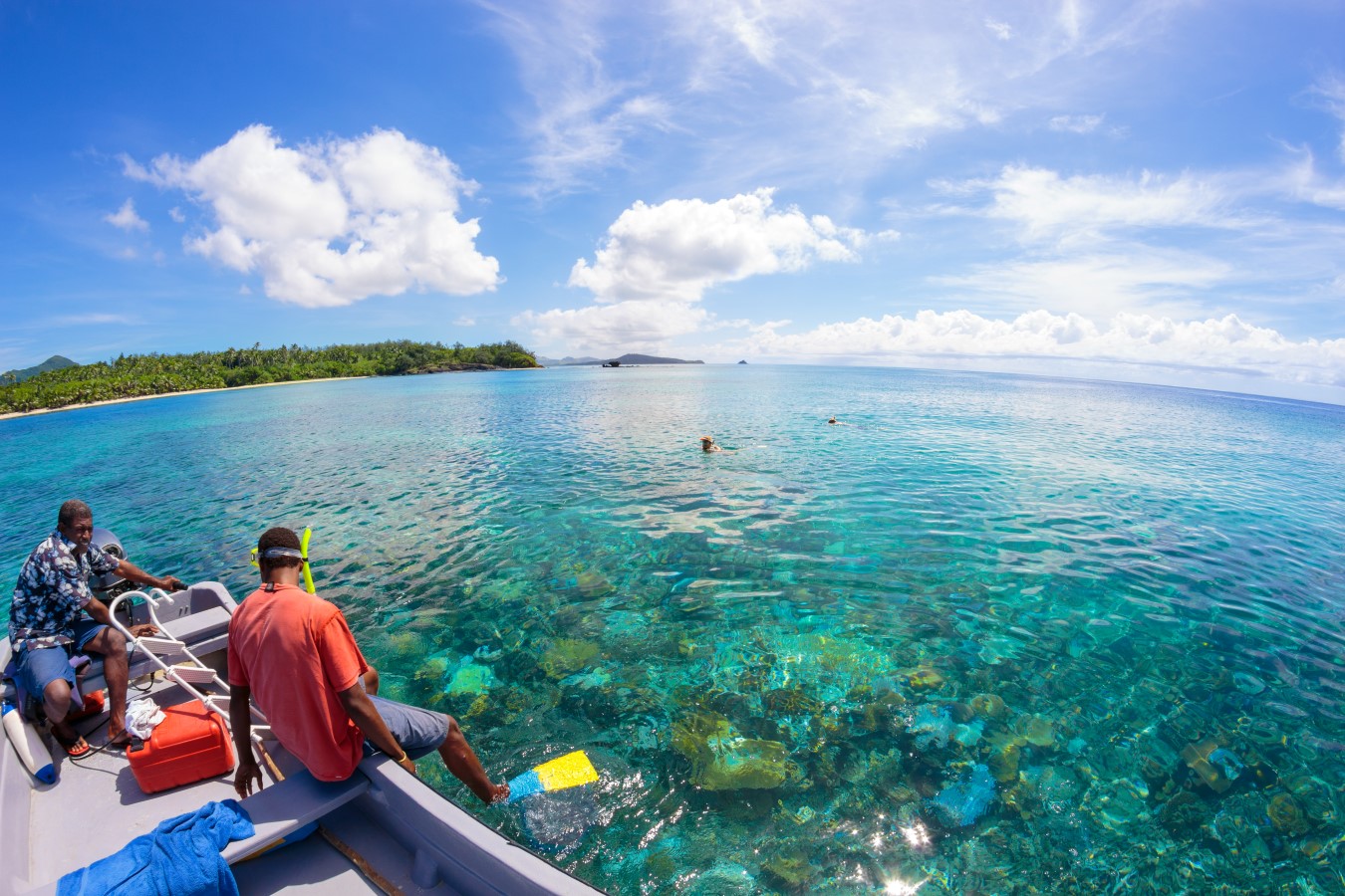 http://thefijivillacompany.com/wp-content/uploads/2014/09/snorkeling-navutu-Custom.jpg